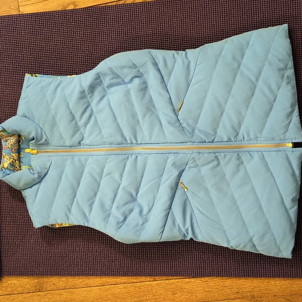 Lilly Pulitzer Deanne Reversible Vest - Picture 2 of 4